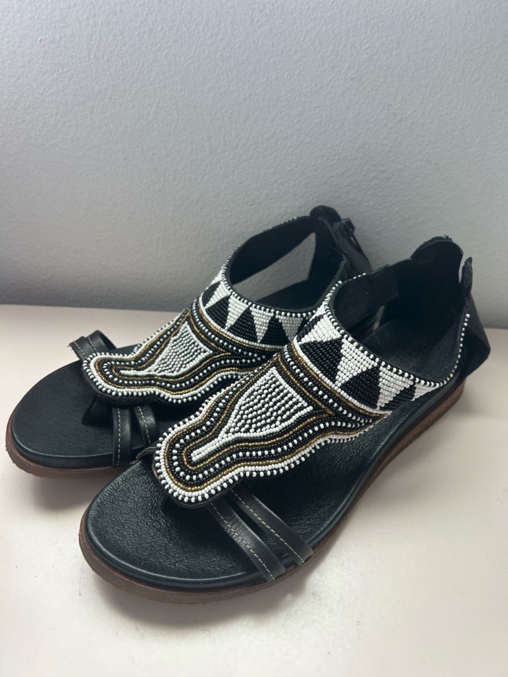 NWOT PIKOLINOS BEADED MAASAI LEATHER sandals zip up heels size EU39/US 8.5-9
